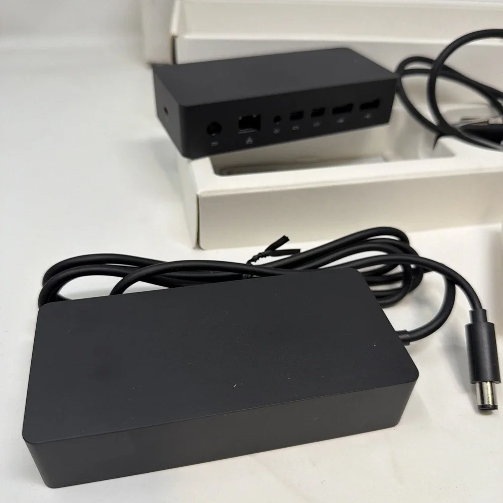Microsoft Surface Dock Station PD9-00003
